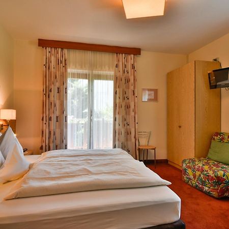 Hotel Villnerhof เองญา ภายนอก รูปภาพ